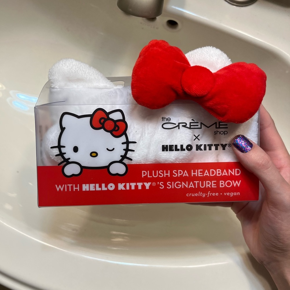 Hello kitty face mask headband 🐱💕